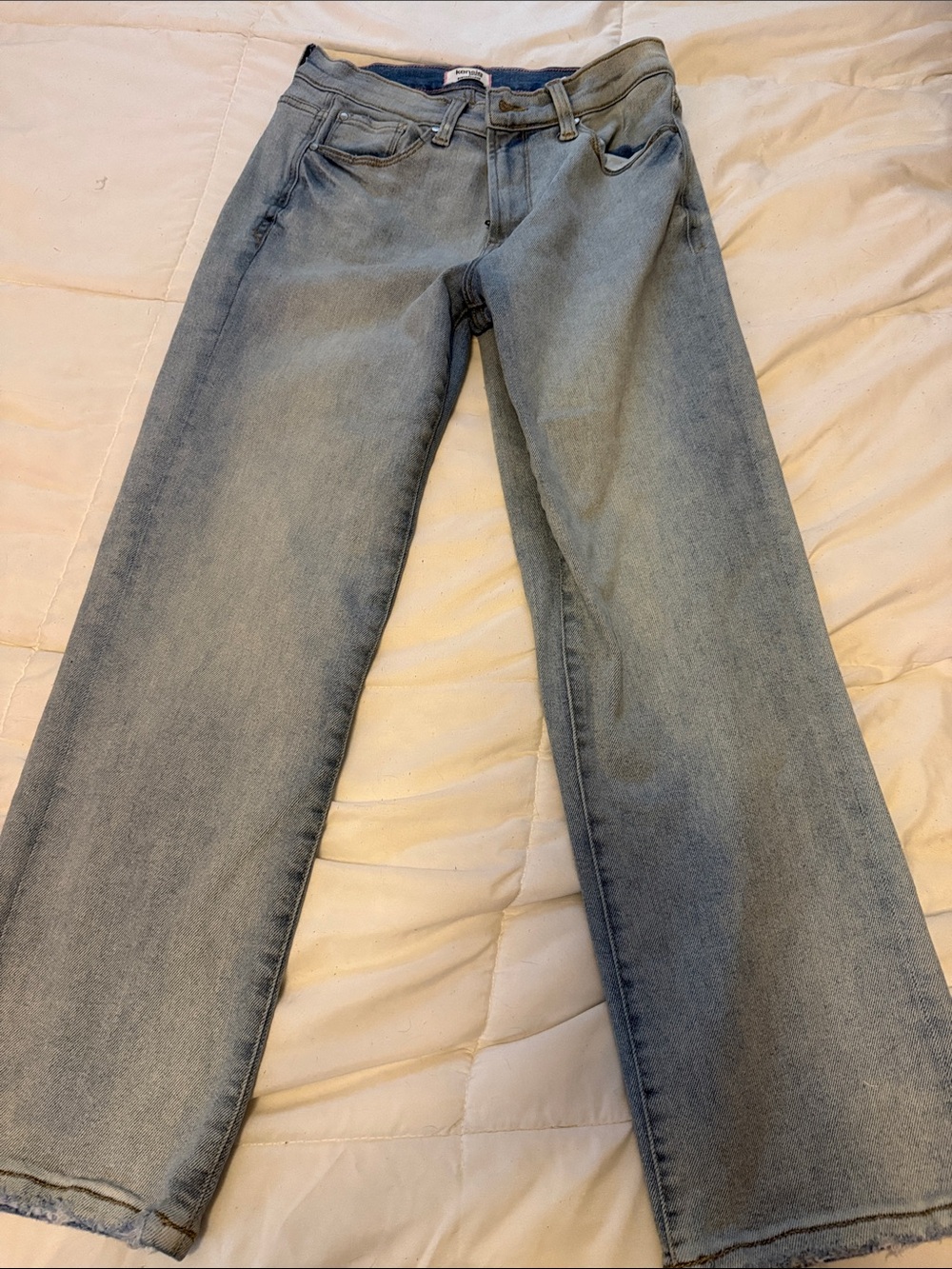 Kensie Women's Light Blue Straight-Leg Jeans